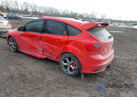 2014 Ford Focus St z USA, uszkodzony, nr VIN 1FADP3L93EL329974